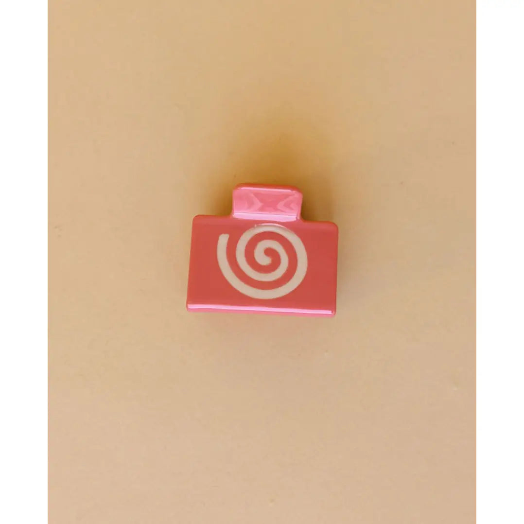 Pia Clip