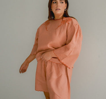 The West Set Top - Radis
