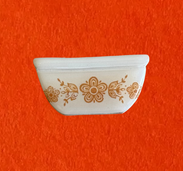 Dainty Comet Magnets